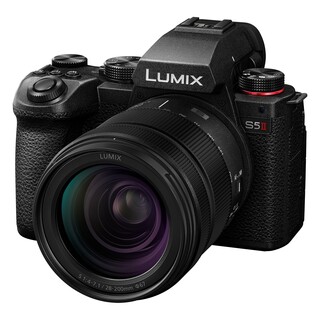 Lumix S 28-200mm f/4-7,1 Macro O.I.S
