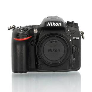 D7100 hus (begagnad)