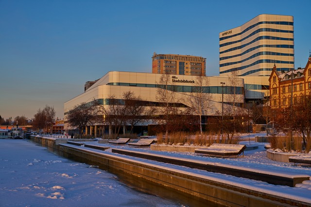 Viltrox 50mm f1.4 PRO_31w.jpg