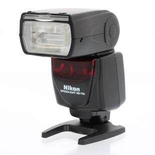Speedlight SB-700 (begagnad)