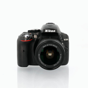 Nikon D5300 svart + AF-P DX 18-55/3,5-5,6G VR (begagnad)