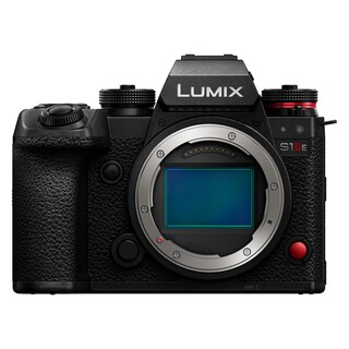 Lumix DC-S1 IIE kamerahus + 24-105mm f/4