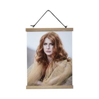 Poster Frame Magnetic Oak 31cm