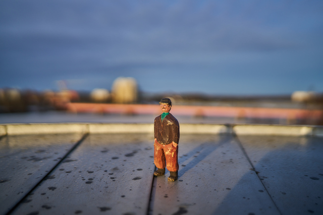 Laowa 28mm f1.2_26f12w.jpg