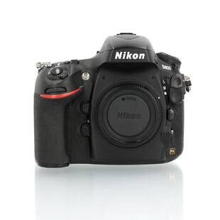 D800 kamerahus + batterigrepp MB-D12 (begagnad)