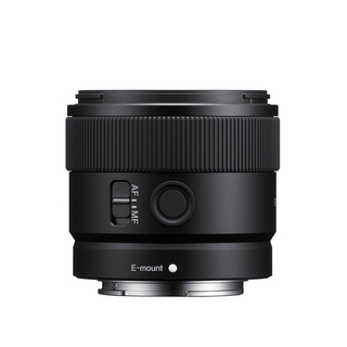 E 11mm f/1,8 (APS-C)