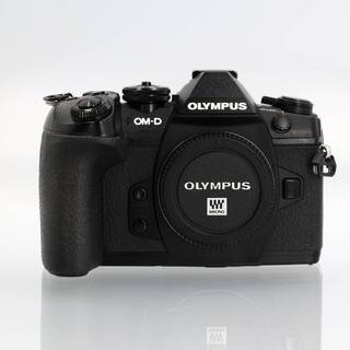E-M1 Mark II kamerahus Svart + batterigrepp HLD-9 + extra batteri (begagnad)