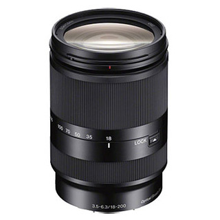 E 18-200mm f/3,5-6,3 LE OSS (APS-C)