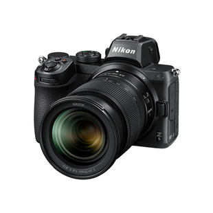 Z5 kamerahus + Nikkor Z 24-70mm f/4 S 