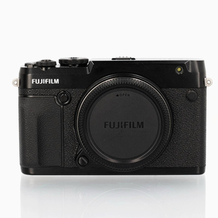 GFX 50R mellanformat   (begagnad)