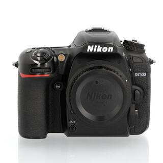 D7500 hus (begagnad)