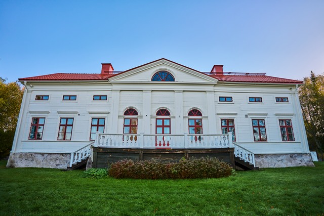 Sigma 20-60mm f2.8_4_28w.jpg