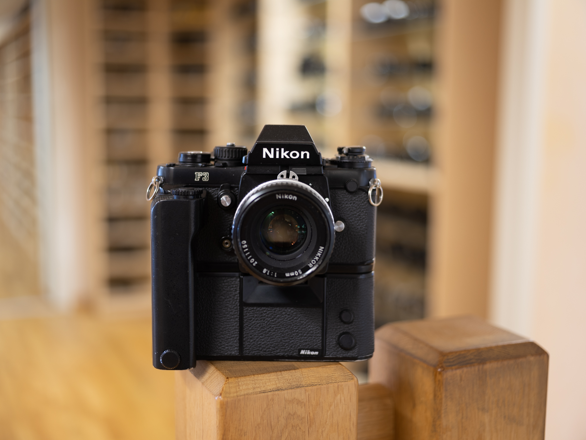Nikon M50-1-2.jpg
