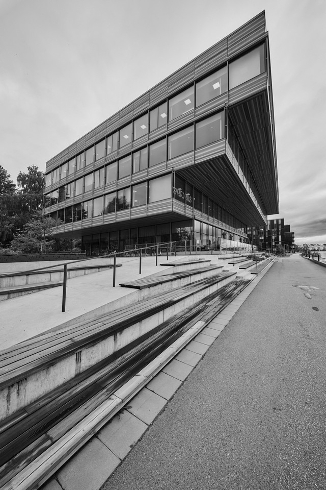 Laowa 12mm f2.8 Lite Zero-D FF_15w.jpg