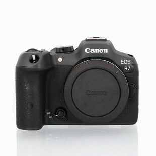 EOS R7 kamerahus + RF-S 18-150mm f/3,5-6,3 IS STM + E-EOS R adapter (begagnad)