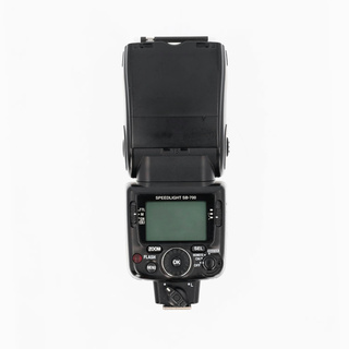 Speedlight SB-700 (begagnad)