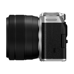 X-M5 kamerahus + Fujinon XC 15-45mm f/3,5-5,6 OIS PZ - Silver