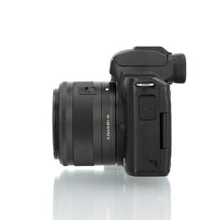 EOS M50 Mark II svart kamerahus + EF-M 15-45/3,5-6,3 IS STM (begagnad)