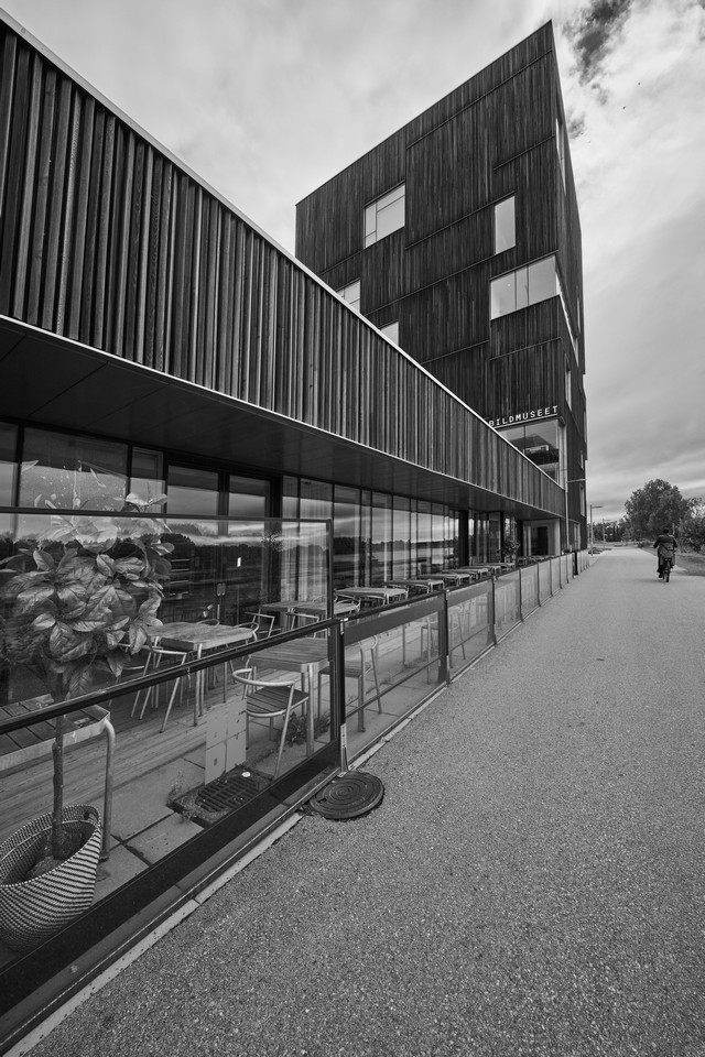 Laowa 12mm f2.8 Lite Zero-D FF_18w.jpg