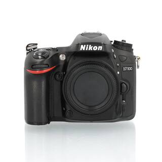 D7100 hus (begagnad)