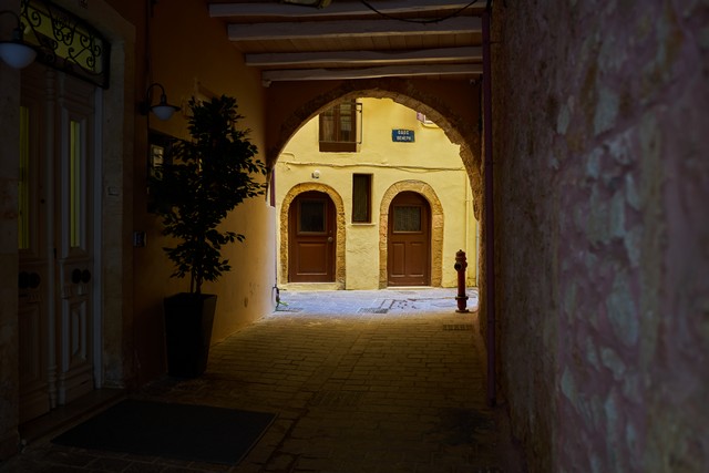 Voigtländer 28mm f1.5_15w.jpg