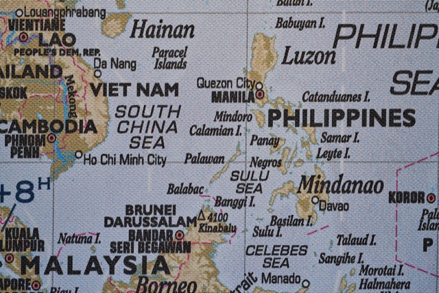 Laowa 180mm f4.5 Macro_8w.jpg