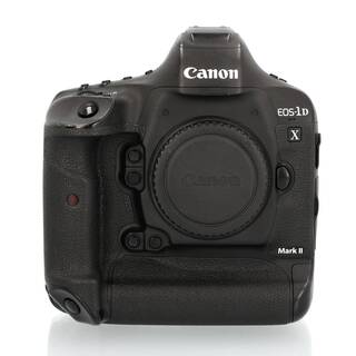 EOS 1D X Mark II hus + extra batteri (begagnad)