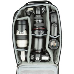 Essentials Convertible Rolling Backpack, Svart
