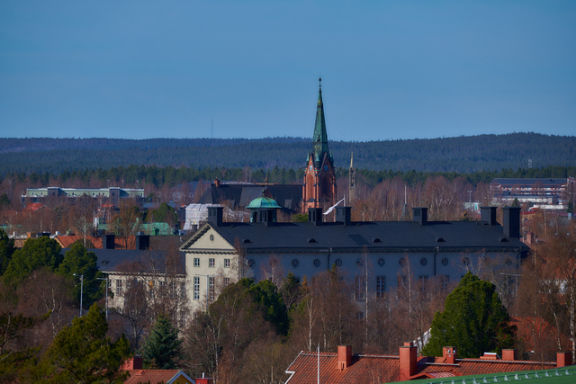 Nikon 120-300 f2,8_23w.jpg