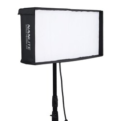 PavoSlim 120B, LED Panel