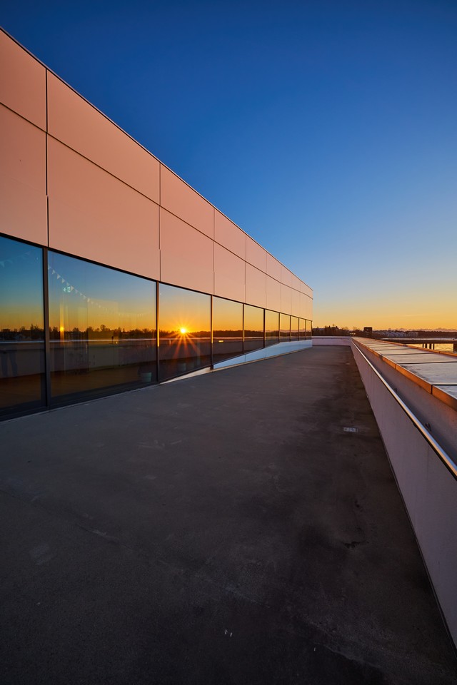 Viltrox 9mm f2.8_18w.jpg