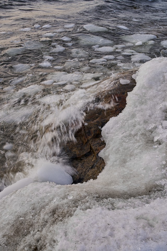 Viltrox 25mm f1.7_3w.jpg