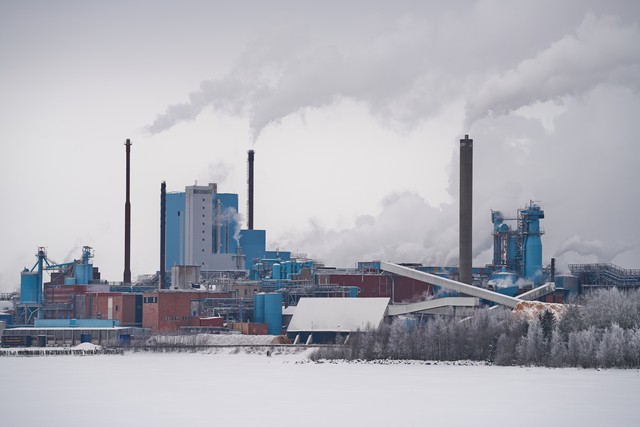 Sigma 200mm f2_28w.jpg