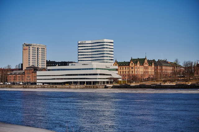 Nikon 70-200 f2.8 II_25w.jpg