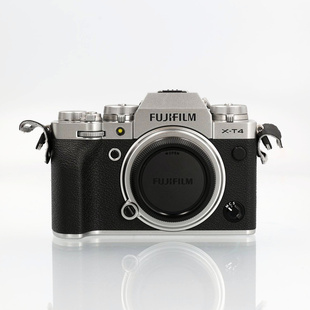 X-T4 kamerahus, silver + extrabatteri och dubbelladdare (begagnad)