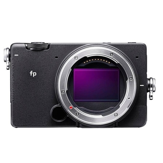 fp, kompakt fullformatskamera + 45mm f/2,8 DG DN