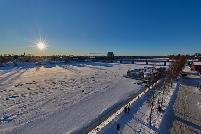 Canon RF 14mm f1.4L VCM_3w.jpg