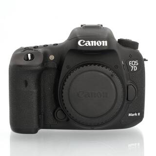 EOS 7D Mark II hus + WiFi-adapter W-E1 (begagnad)