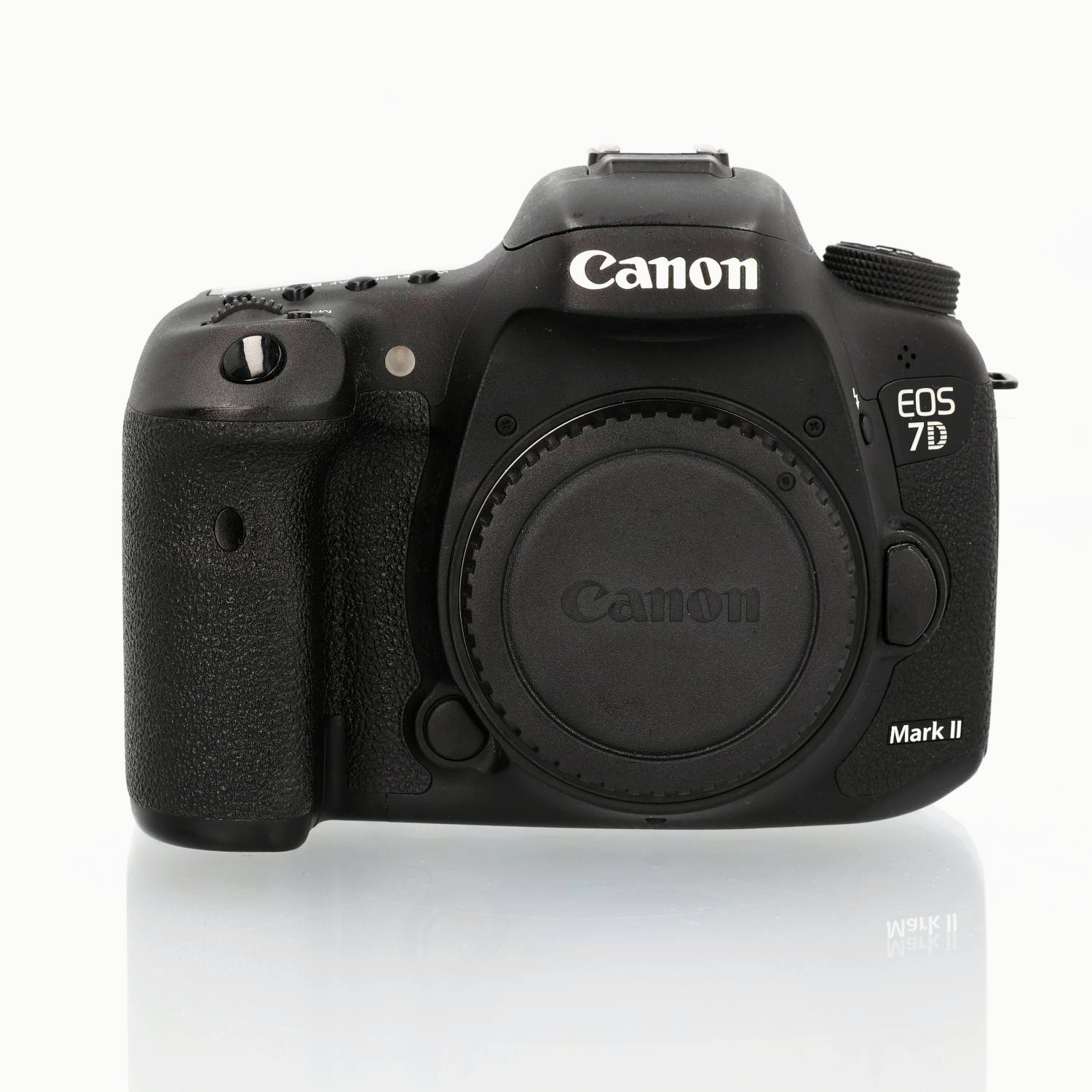 EOS 7D Mark II hus + WiFi-adapter W-E1  (begagnad)