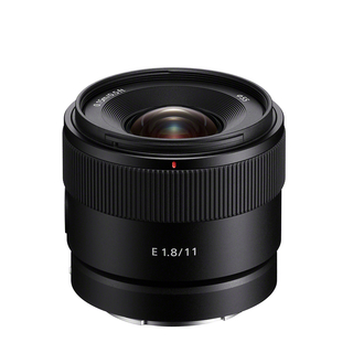 E 11mm f/1,8 (APS-C)