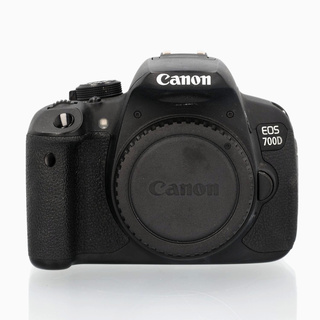 EOS 700D hus (begagnad)