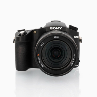 DSC-RX10 IV + extra batteri  (begagnad)