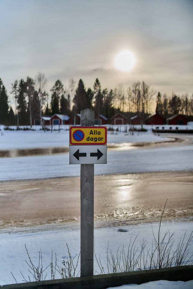 Laowa 28mm f1.2_223f12w.jpg