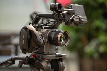 SamyangVAF75_PremiumVisuals_blogg1.jpg