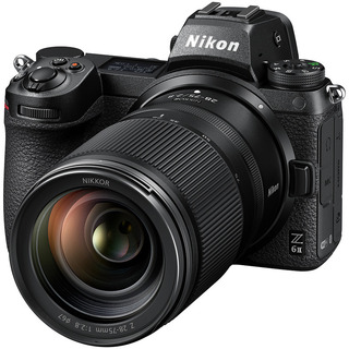 Nikkor Z 28-75mm f/2,8 (fullformat)