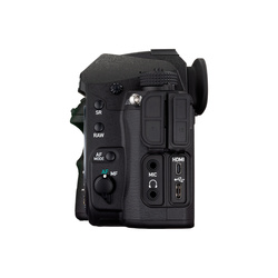 K-3 III hus + batterigrepp D-BG8 + extra batteri D-LI90