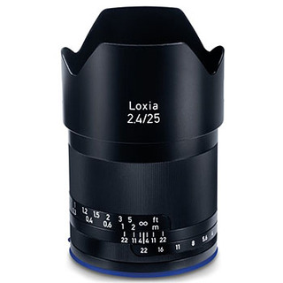 Loxia 25mm f/2,4 för Sony E-fattning (fullformat)