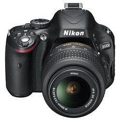 D5100 hus + AF-S DX 18-55/3,5-5,6G VR 