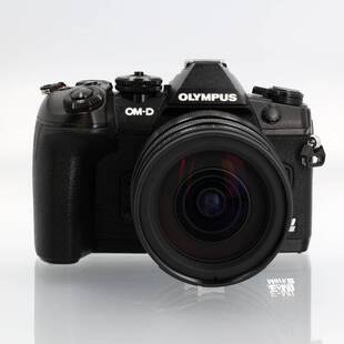 E-M1 Mark III kamerahus svart + M.Zuiko Digital ED 12-40/2,8 PRO (begagnad)