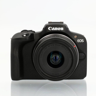 EOS R100 kamerahus + RF-S 18-45mm f/4,5-6,3 IS STM (begagnad)